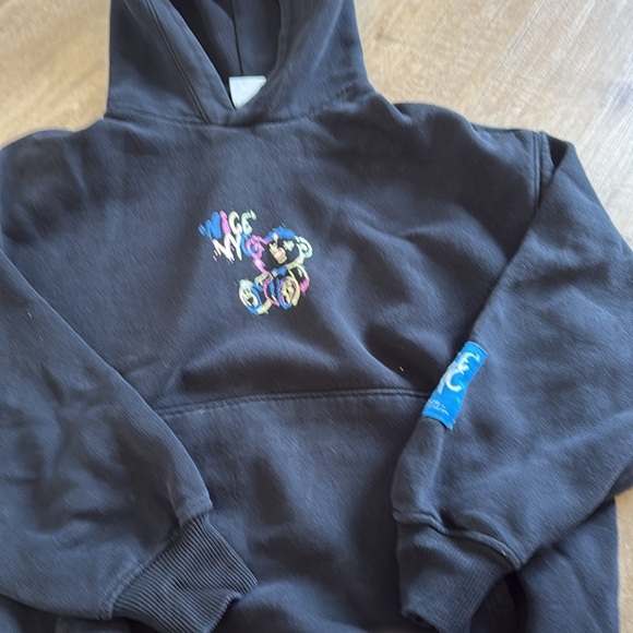 Zara Hoodie - Picture 3 of 6